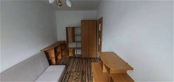 Wynajmę pokój 1 osobowy w 3 pokojowym mieszkaniu na osiedlu Krakowska