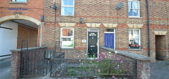 2 bedroom terraced house