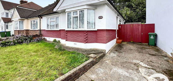 Bungalow for sale in Roseacre Road, Welling, Kent DA16