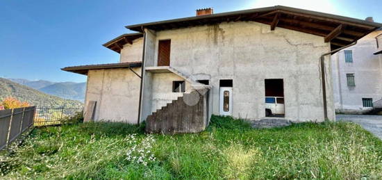 Casa di paese in vendita in via Donatori di Sangue s.n.c