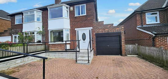 3 bedroom semi-detached house for sale