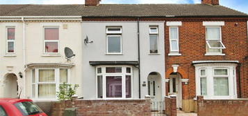 3 bed terraced house for sale