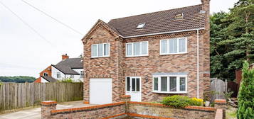 Detached house to rent in Greyfriars Road, Broughton, Brigg DN20