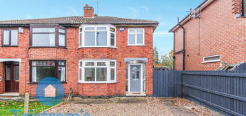 3 bed semi-detached house to rent