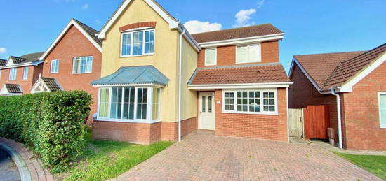 6 bedroom detached house