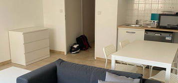 Tres beau studio , rue d’Italie , secteur Place Castellane