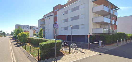 Lingolsheim 67380 - Appartement 4 pièces avec terrasse, gara