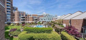 215 225 Belleville St, Victoria, British Columbia