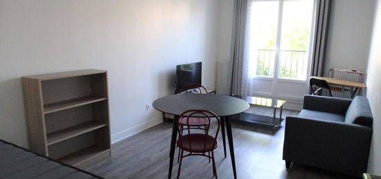 Appartement F1 meublé