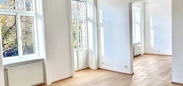 Traumhafte Stadtwohnung mit Balkon in bester Lage - 4 Zimmer, 80m², Neuwertig +…