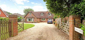 4 bedroom detached house to rent