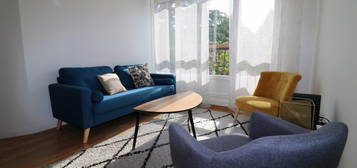 Studio meublée à louer, 1 pièce, 11 m², Étage 3/–