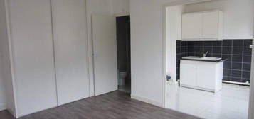 Studio 27m2 avec place de parking et cave