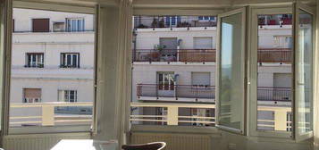 Très beau studio 26 m2 Grenoble place Gustave Rivet