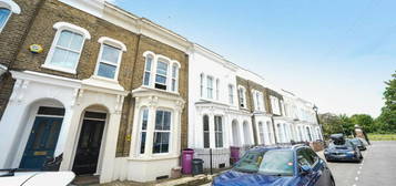 4 bedroom terraced house