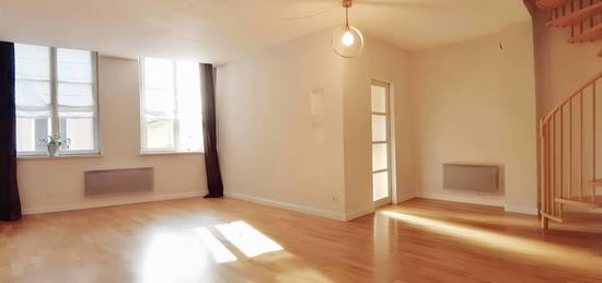 Appartement  à vendre, 3 pièces, 2 chambres, 64 m²