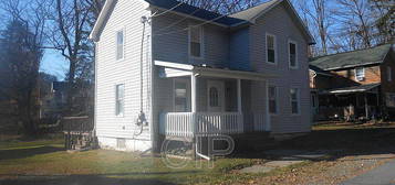 125 Washington St, Meshoppen, PA 18630