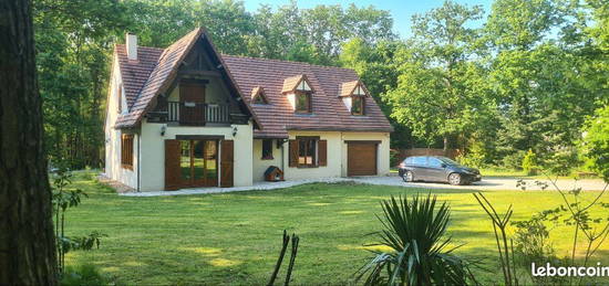 Très belle maison sur terrain boisé entre Houdan et Chartres