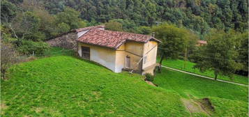 Villa unifamiliare Località Colomber, 3, Lavenone