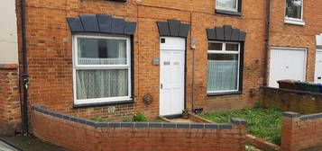 Flat to rent in West Street, Banbury OX16