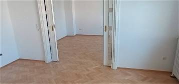 Renovierte 5-Zimmer-Wohnung mit Balkone - Innenstadtlage