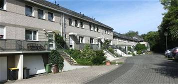 Schönes Einfamilienreihenhaus mit Garage in bester Lage in 53773 Hennef-Geisbach 