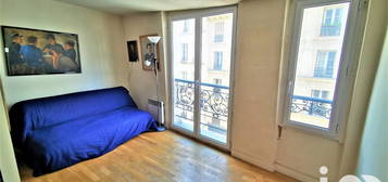 Studio  à vendre, 1 pièce, 27 m², Étage 3/5