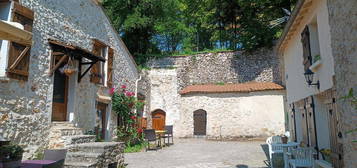 Maison en centre ville de Septeuil