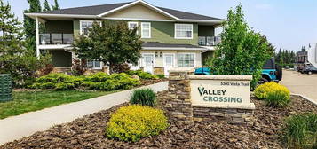 5300 N Vista Trl #C1, Blackfalds, AB T4M 0L8