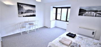 Studio to rent in Wilmot Place, London NW1