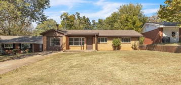 409 W Van Buren St, Purcell, OK 73080