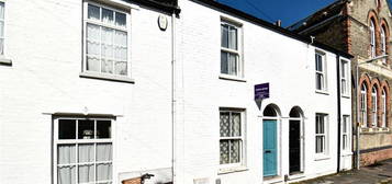 2 bedroom terraced house