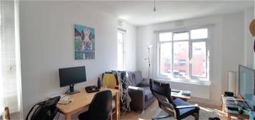 Flat to rent in Brixton Hill, London SW2