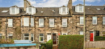 3 bed flat for sale