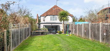 3 bed semi-detached house to rent