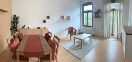 Nachmieter für 2-Zimmer-Wohnung mit Küche und Balkon gesucht