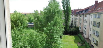 Eutritzsch - 2-Raumwohnung in ruhiger Lage mit Dusche und großem grünen Mietergemeinschaftsgarten