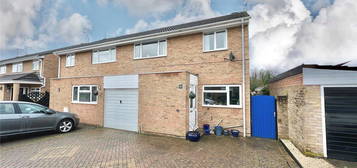 3 bed semi-detached house for sale