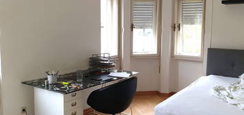 Großzügiges, möbliertes WG-Zimmer zum Fixpreis in Feldkirch