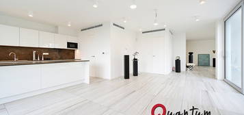 Pronájem luxusního a prostorného bytu100 m2 s terasou 13,7 m2, Na usedlosti, Praha 4 - Braník
