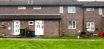 Terraced house to rent in Masefield Road, Bewbush, Crawley RH11