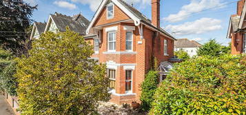 6 bedroom detached house for sale