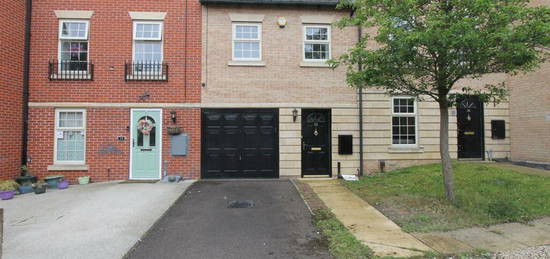 4 bedroom terraced house