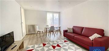 Appartement meublé  à louer, 4 pièces, 3 chambres, 78 m²