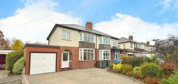 3 bedroom semi-detached house for sale