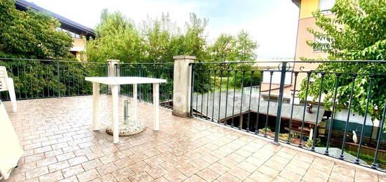 Villa unifamiliare, ottimo stato, 271 m², Centro, Scandiano