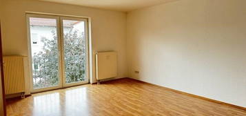 Helle 1-Raum-Wohnung mit Stellplatz!