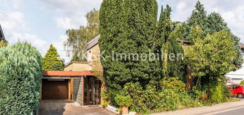 Frechen-Bachem, frei stehendes Einfamilienhaus mit Modernisierungsbedarf auf Erbpachtgrundstück.