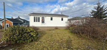 2 Sacrey's Road, Botwood, NL A0H1E0