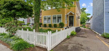Pownal St #237 & 239, Charlottetown, PE C1A 3V6